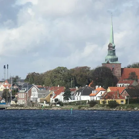 Charming Holiday In With Whirlpool Semesterbostad Nysted